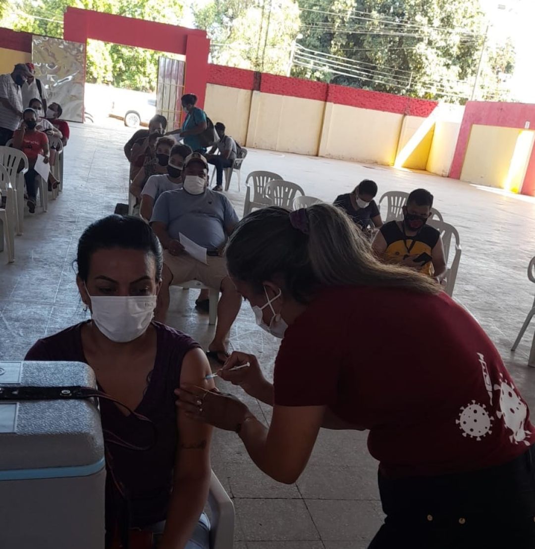 Más de 105 mil personas recibieron primera dosis anticovid al cierre del 2021 en Concepción