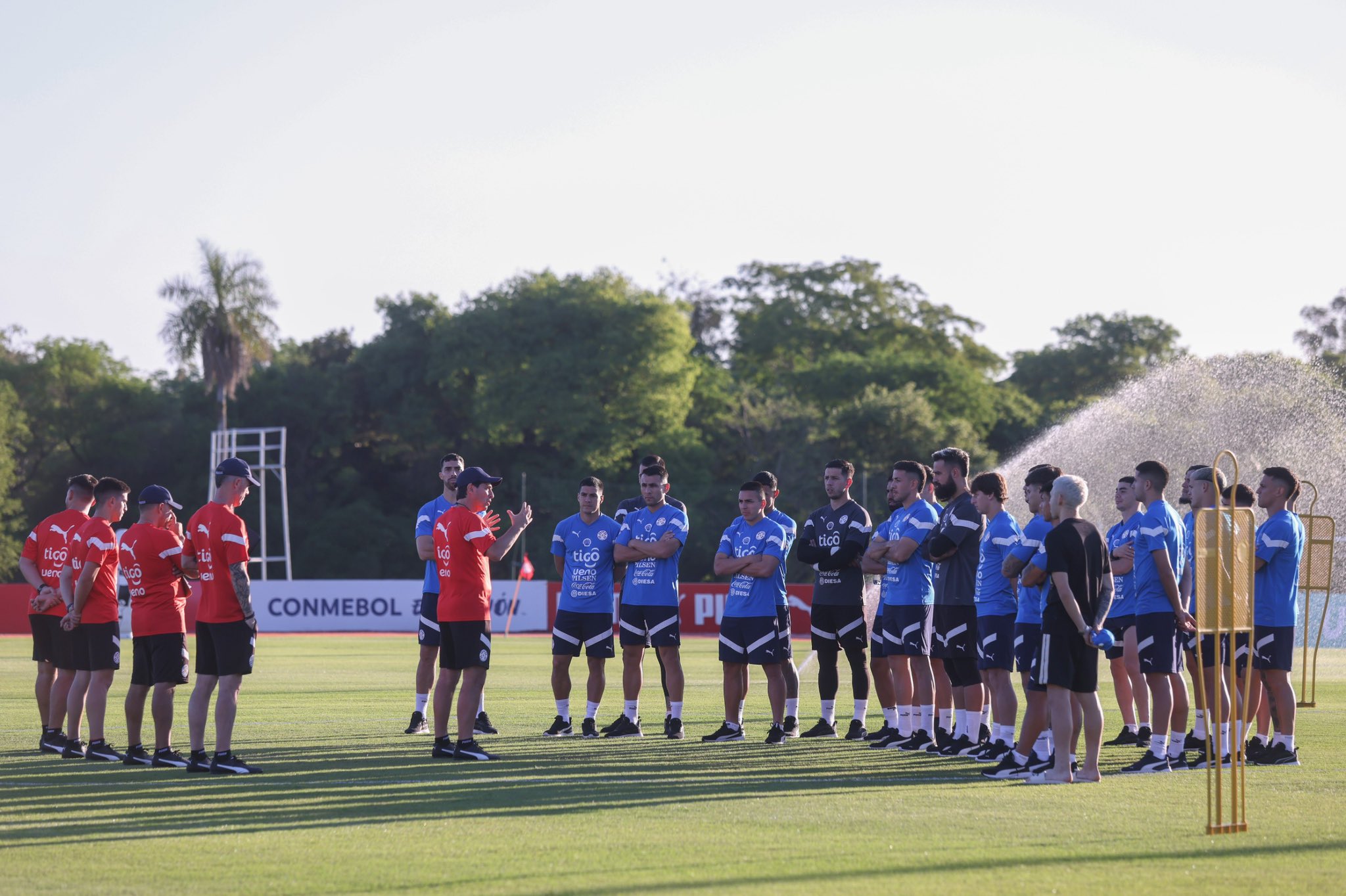 Inició la era Garnero con el primer entrenamiento de cara al juego ante Argentina