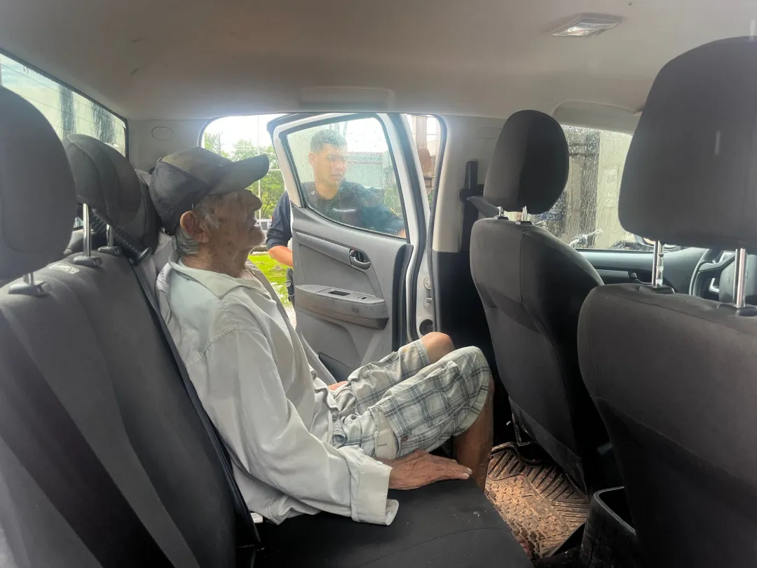 Héroe del naufragio de “Myriam Adela” fue auxiliado por la Policía Nacional