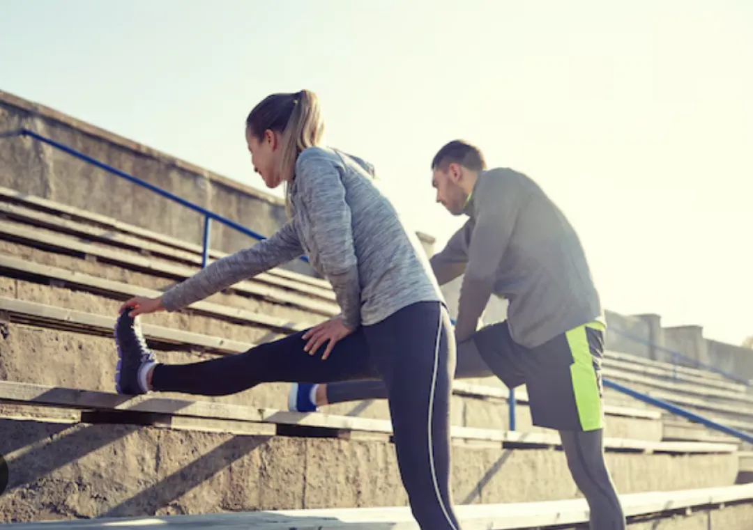 Científicos revelan diez microejercicios diarios que valen tanto como una caminata de 20 minutos
