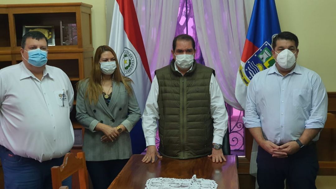 Norman Harrison entregó millonario lote de medicamentos a la Gobernación de Concepción