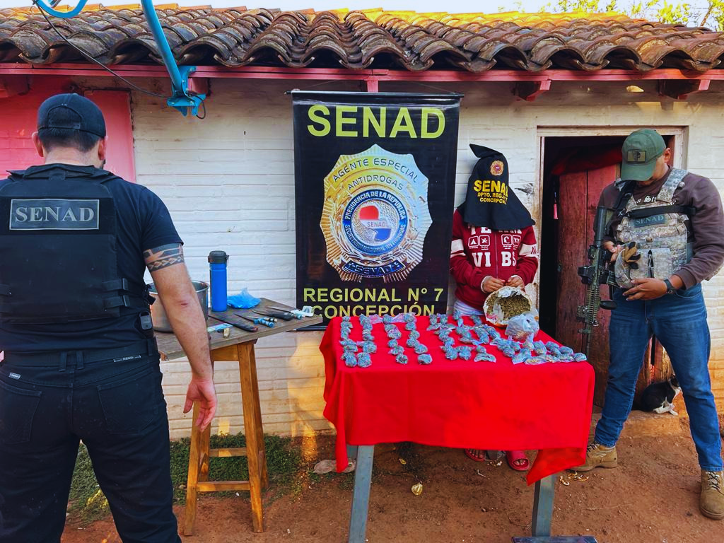 Joven de 20 años aprehendida por la Senad en barrio San Francisco