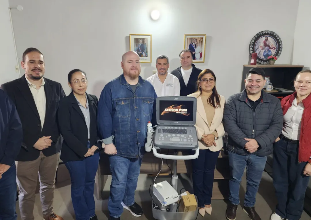 Donan equipo para estudios cardíacos al hospital de Concepción