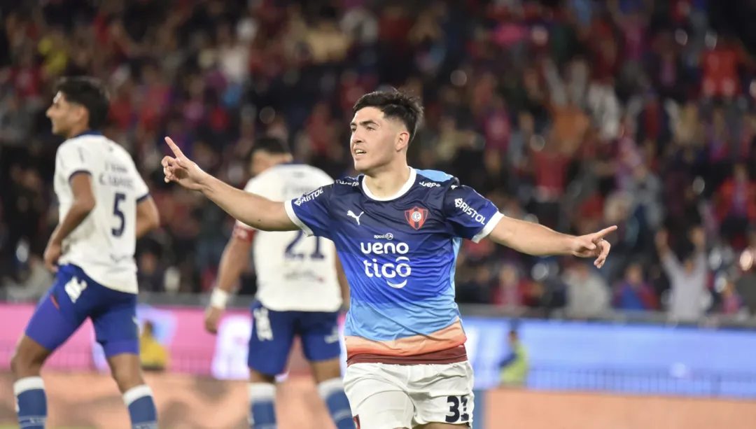 Cerro Porteño logró un triunfo de carácter y llega encendido al clásico
