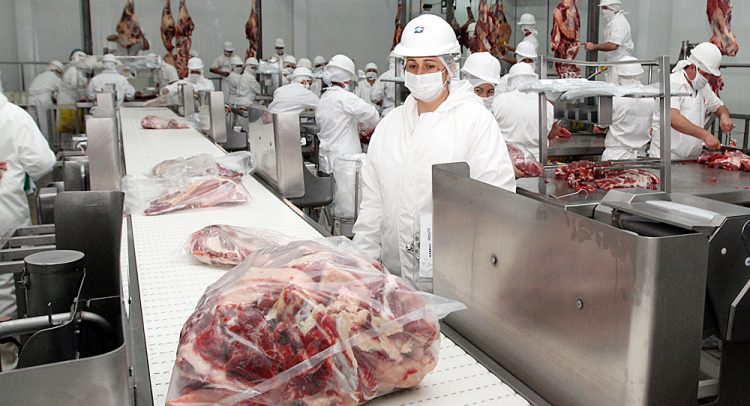 Paraguay generó más de USD 1.500 millones en 2023 por exportación de carne bovina