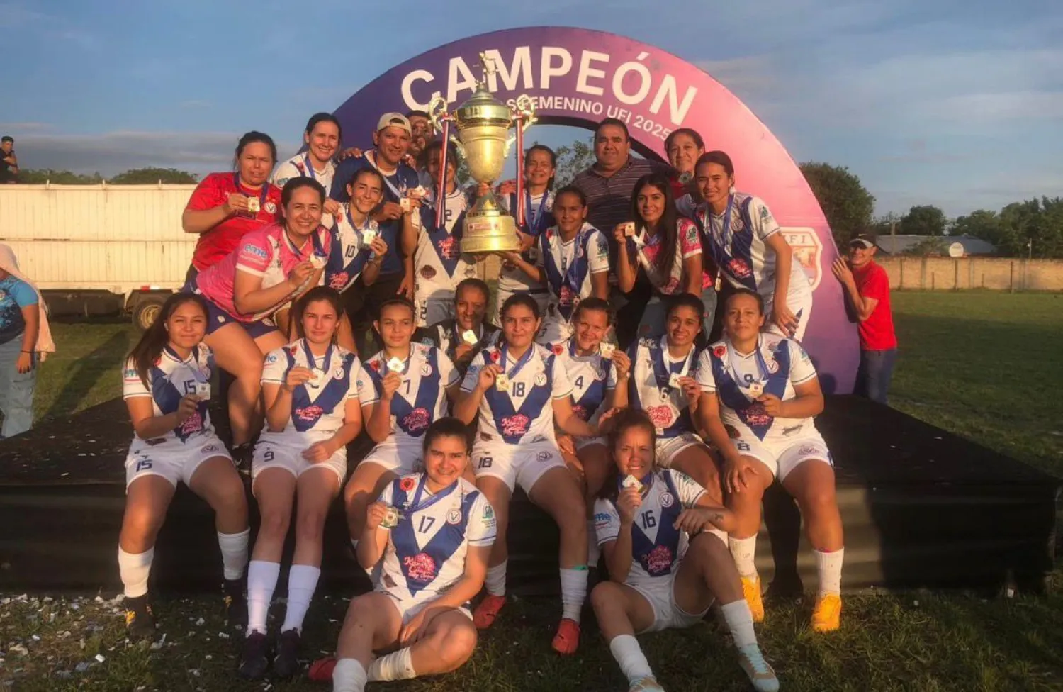 Concepción rompe 55 años de espera y se corona campeona nacional del Interligas Femenino
