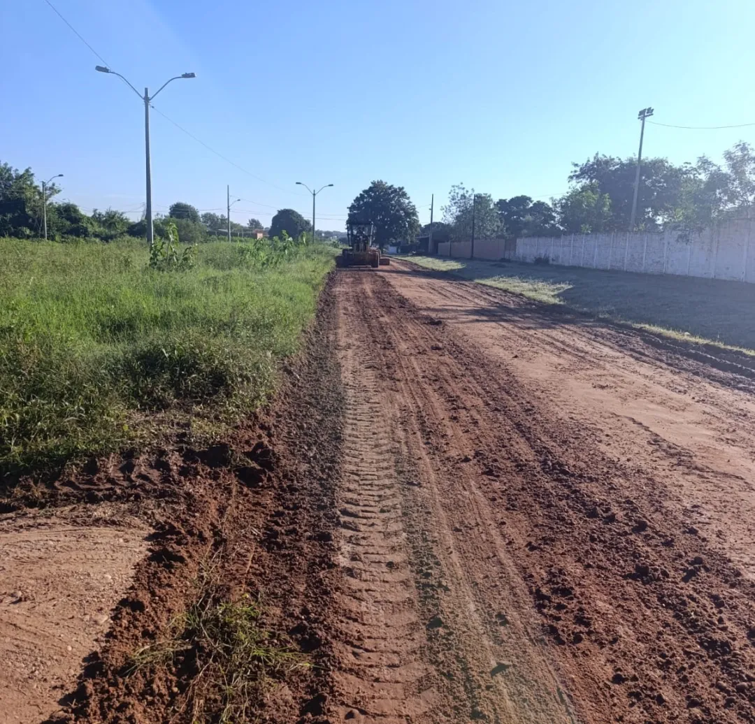 Gobernación realizó el mantenimiento vial de la Avenida Pinedo zona norte
