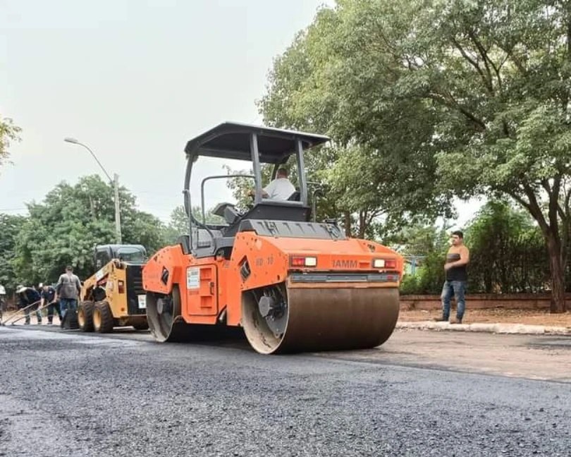Avanza el asfaltado de calles y avenidas de la ciudad de Concepción