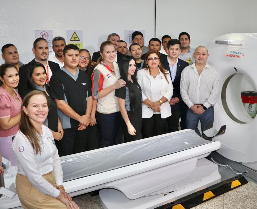Concepción recibió nuevo tomógrafo de última generación