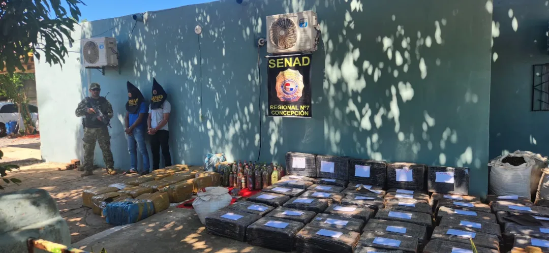 Senad capturó a dos traficantes e incautó 1,6 toneladas de marihuana en Puentesiño