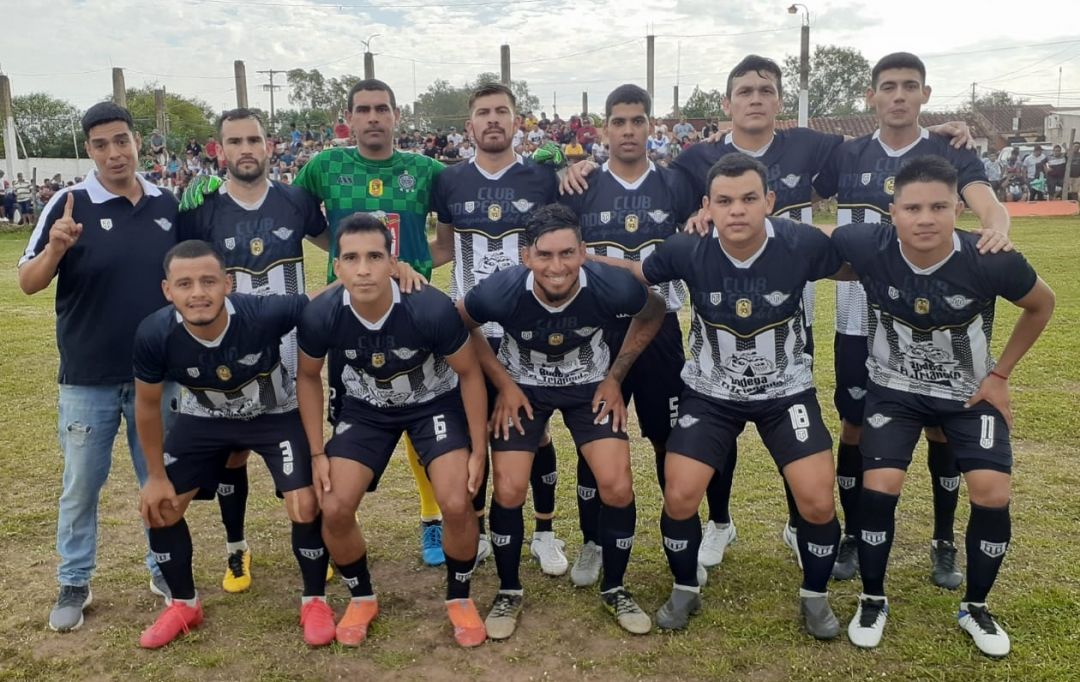 Independencia es puntero invicto en su serie