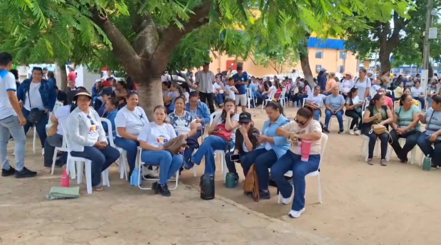 Más de mil docentes movilizados en Concepción contra reforma de la caja fiscal