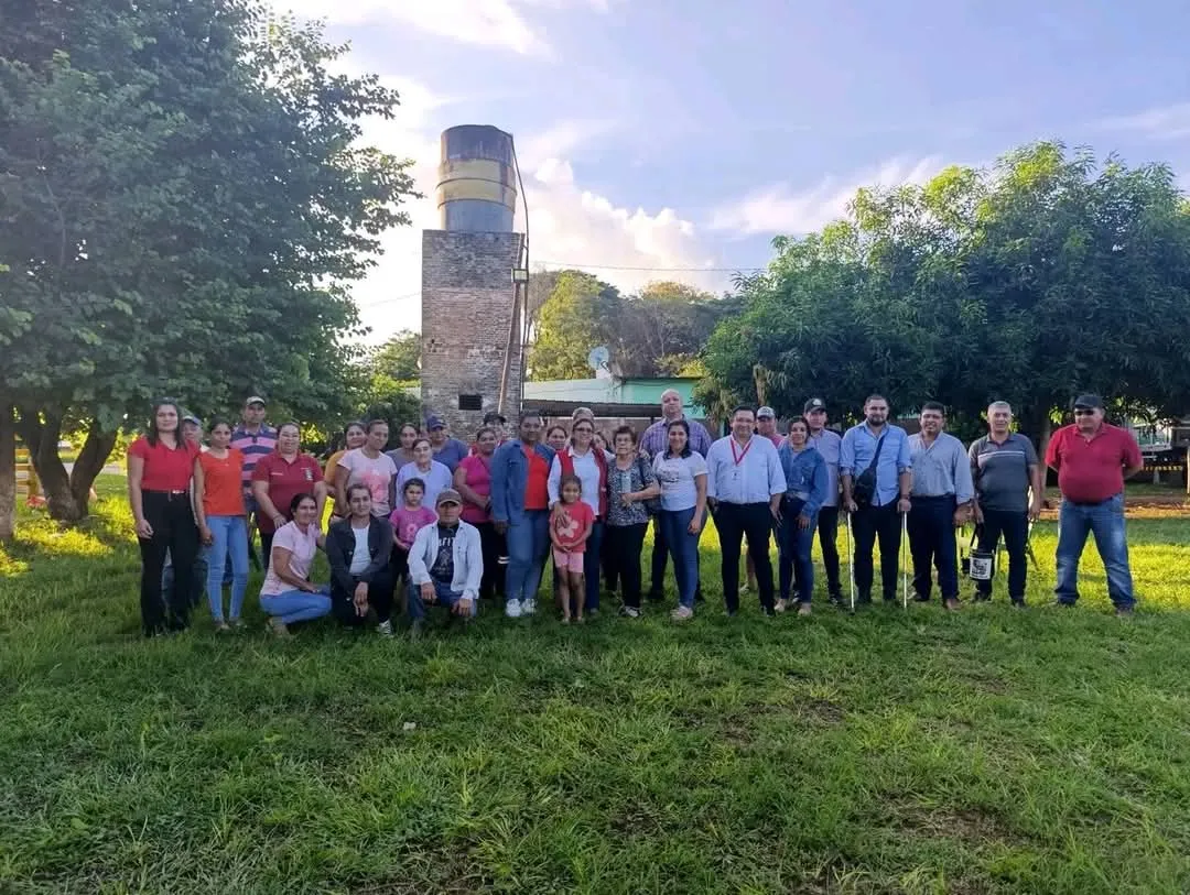 Gobernadora acompaña perforación de pozo artesiano en Colonia Reconstrucción bajo convenio con SENASA