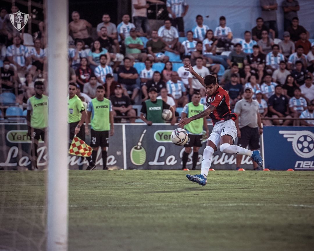 Cerro Porteño lidera en solitario el Torneo Apertura