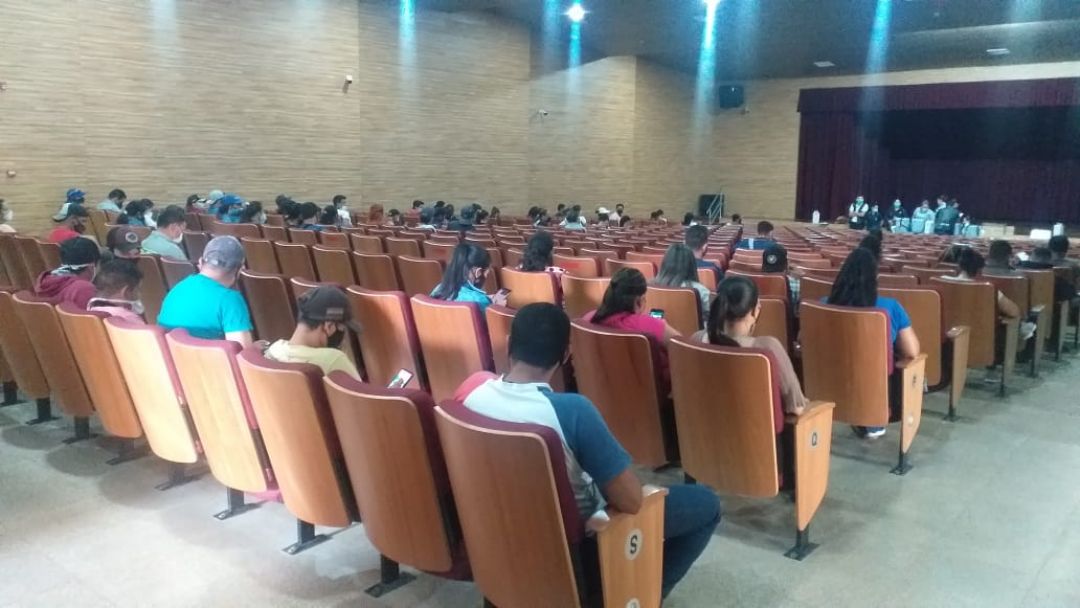 Continúa en Concepción la aplicación de segunda dosis de AstraZeneca y Hayat-Vax