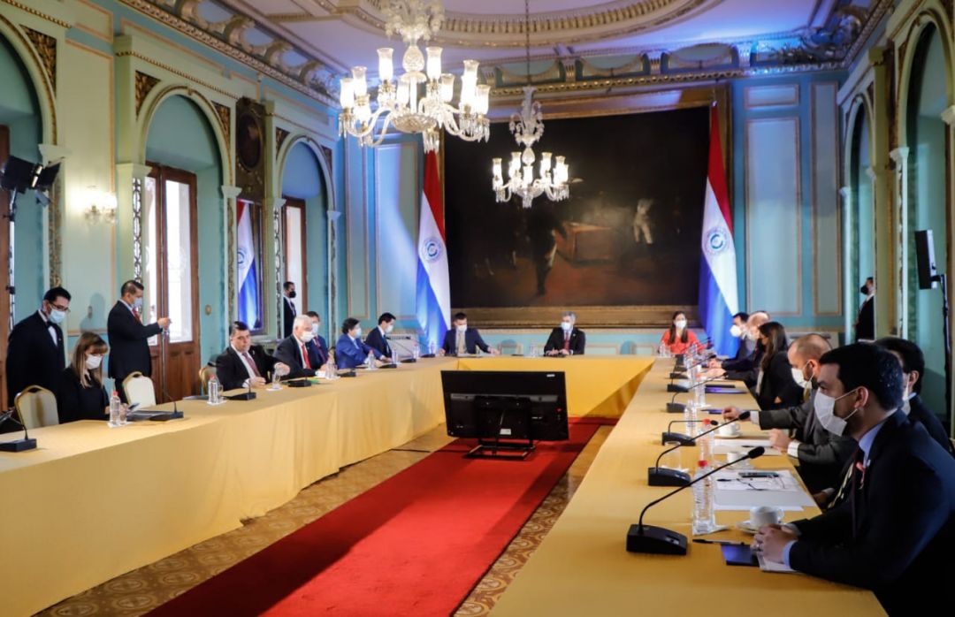 Gobierno anuncia aplicación de tercera dosis anticovid y vacunación para niños