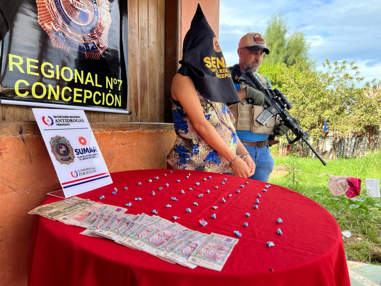 Joven de 19 años detenida por la Senad con dosis de pasta base de cocaína