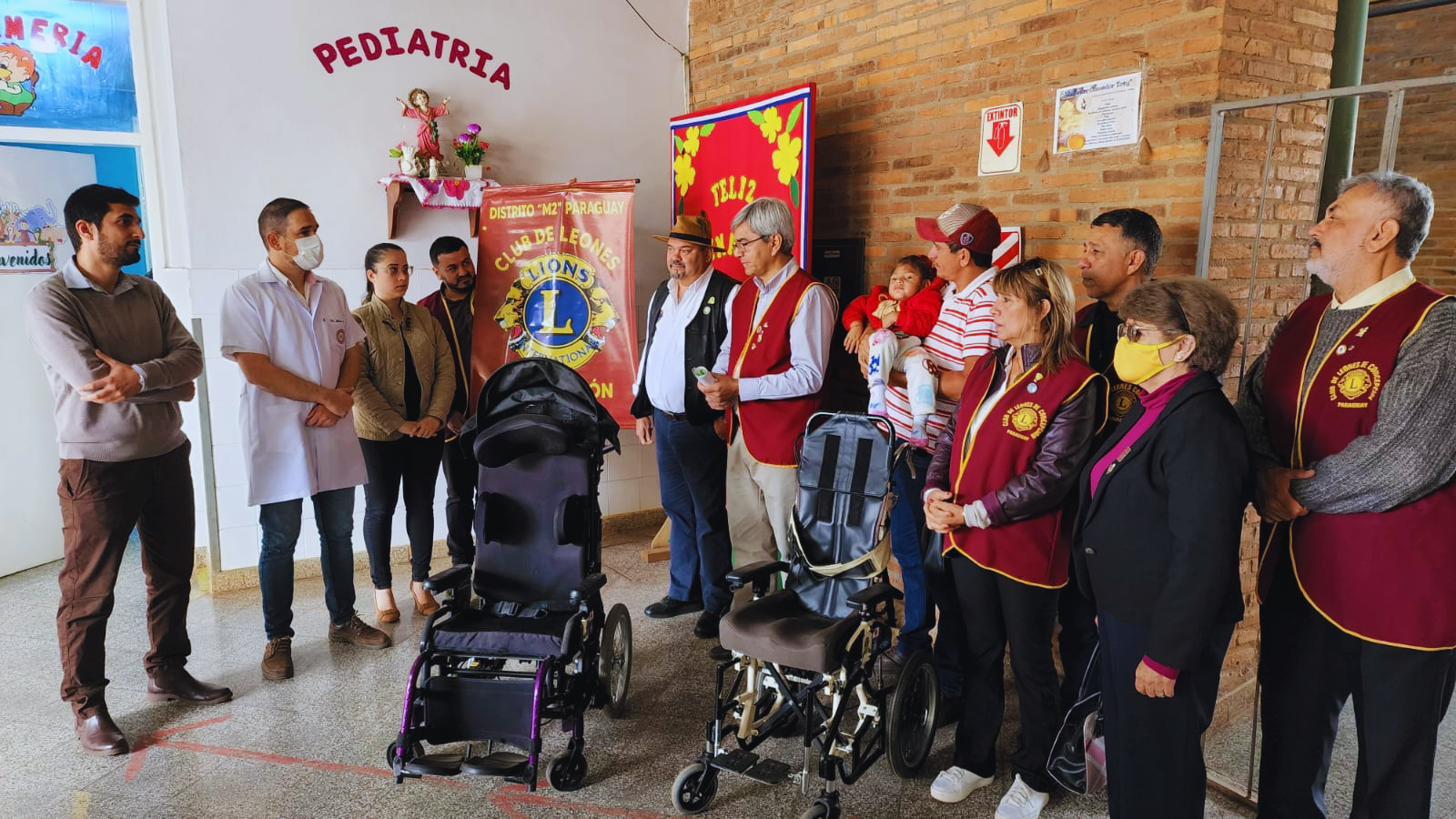 Club de Leones de Concepción donó sillas de rueda pediátricas al Hospital Regional