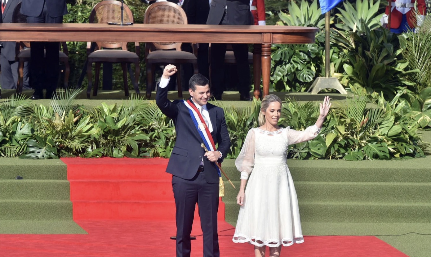 “Sí, juro": Santiago Peña asume la conducción del país por los próximos cinco años