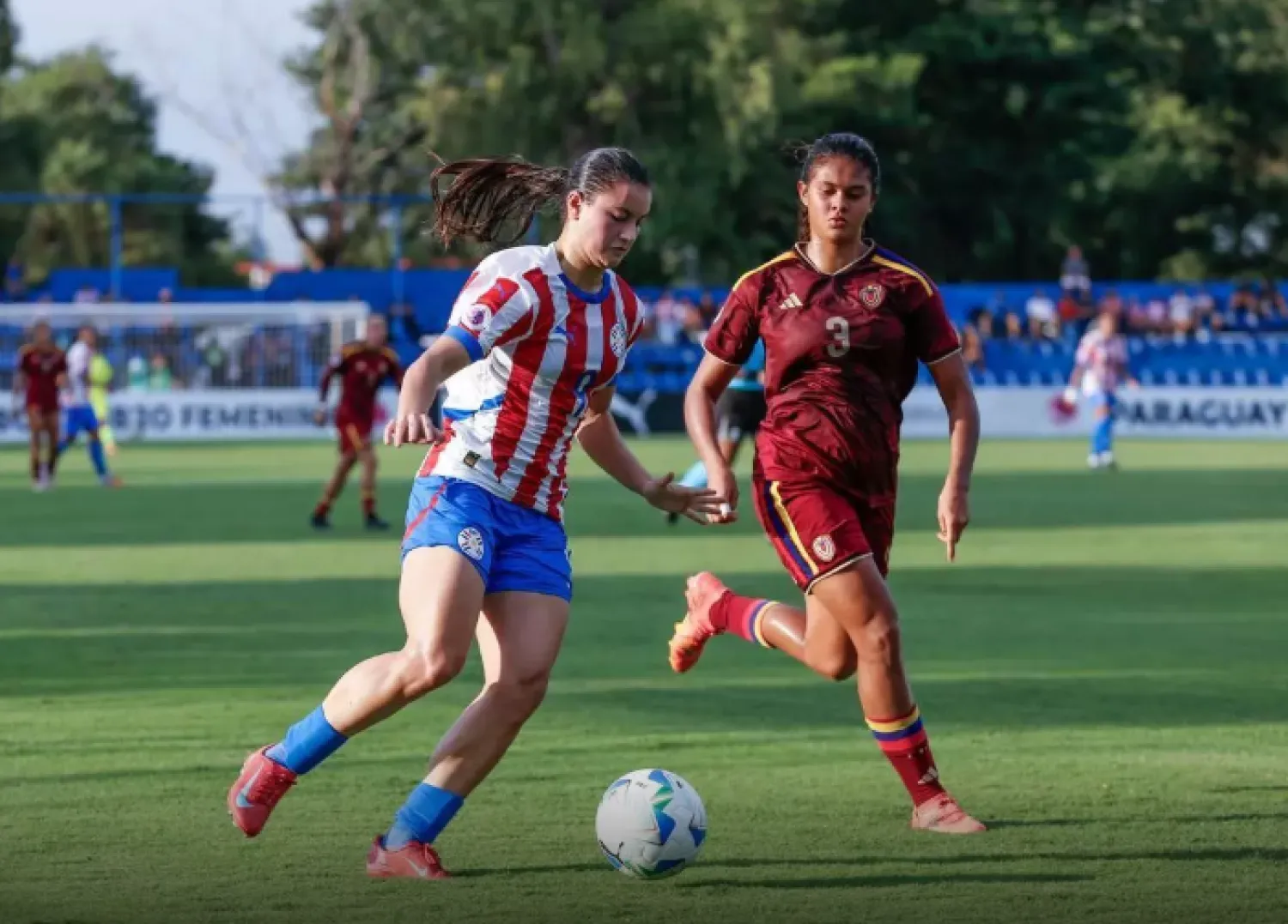 Albirroja juvenil femenina pierde sorpresivamente y definirá su clasificación en la última fecha