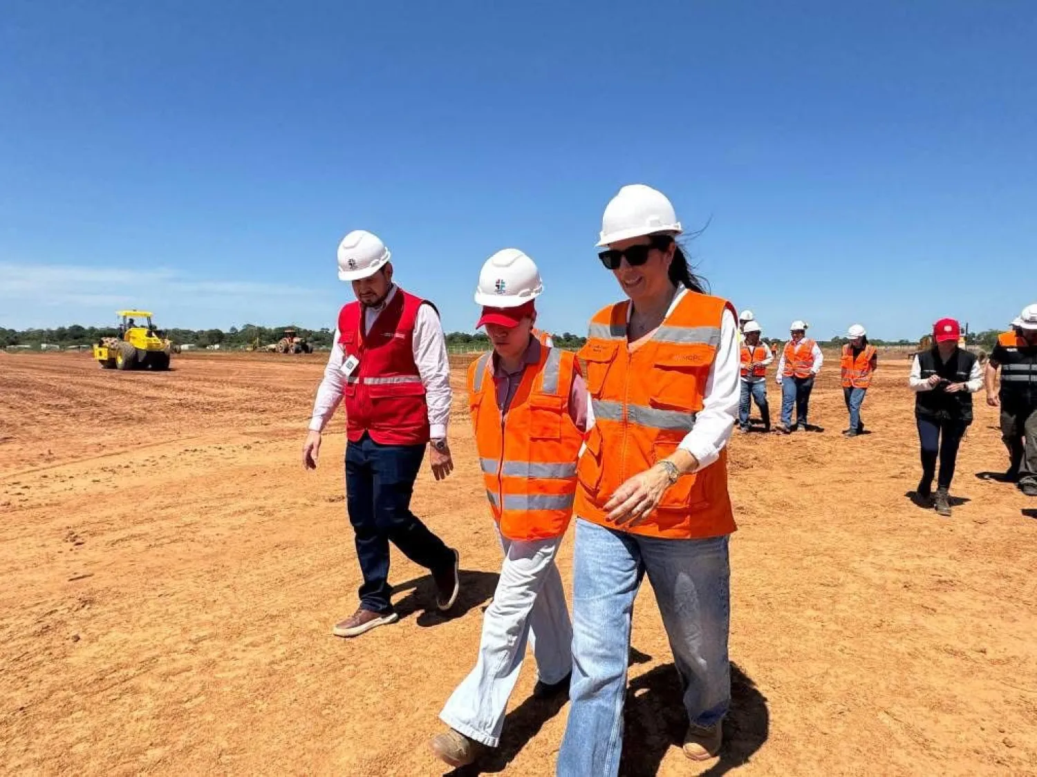 Gobierno inspecciona predio donde se levantará el mayor hospital del norte