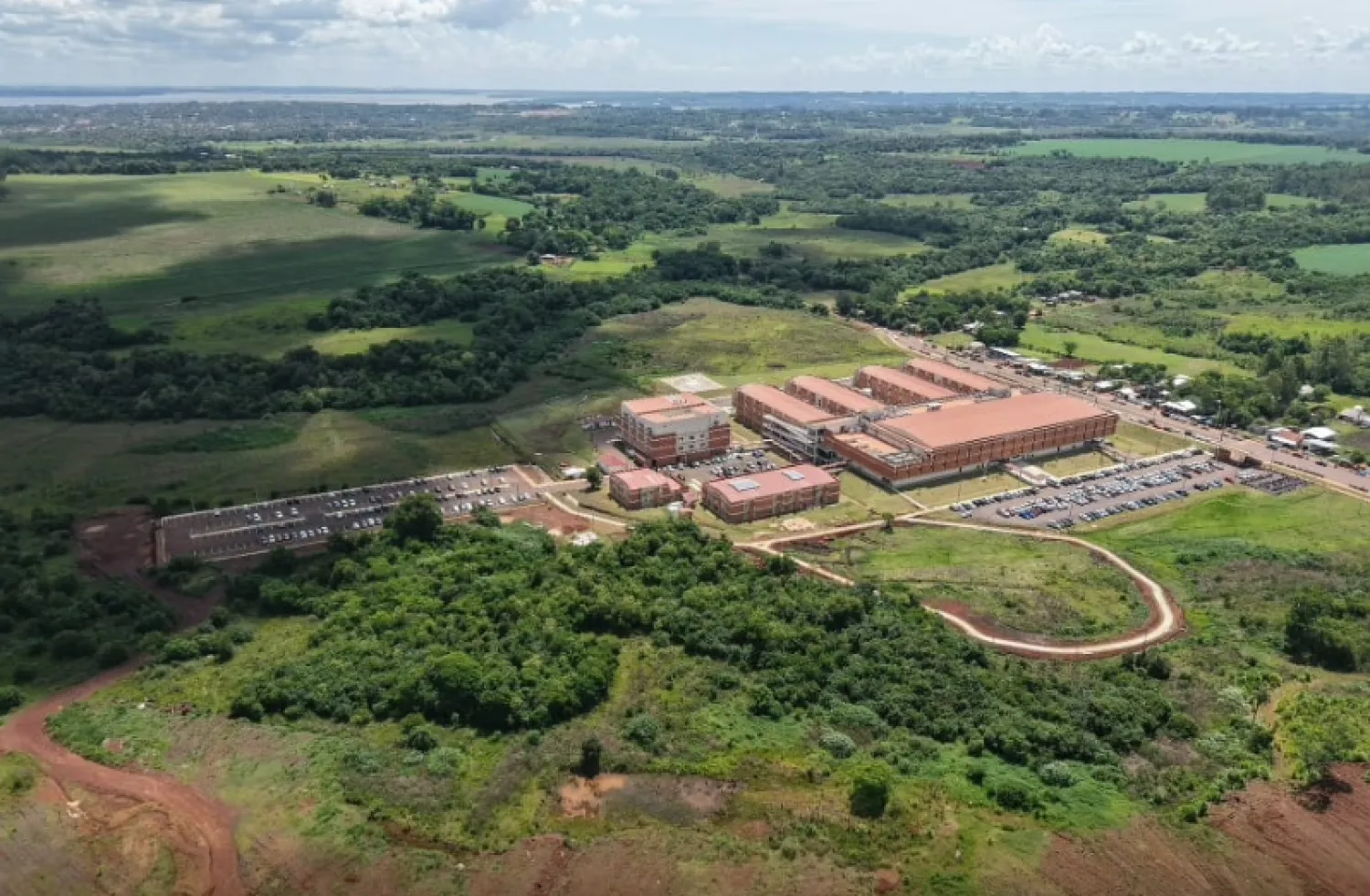 Gran Hospital del Sur marca el camino para nueva red de hospitales modernos en Paraguay