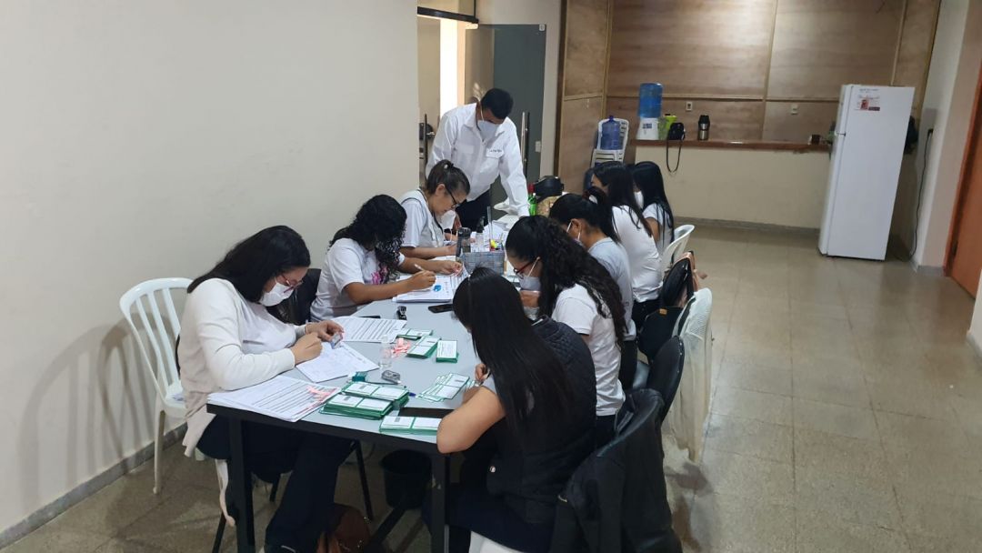 Embarazadas recibirán primera dosis contra el Covid-19 el miércoles