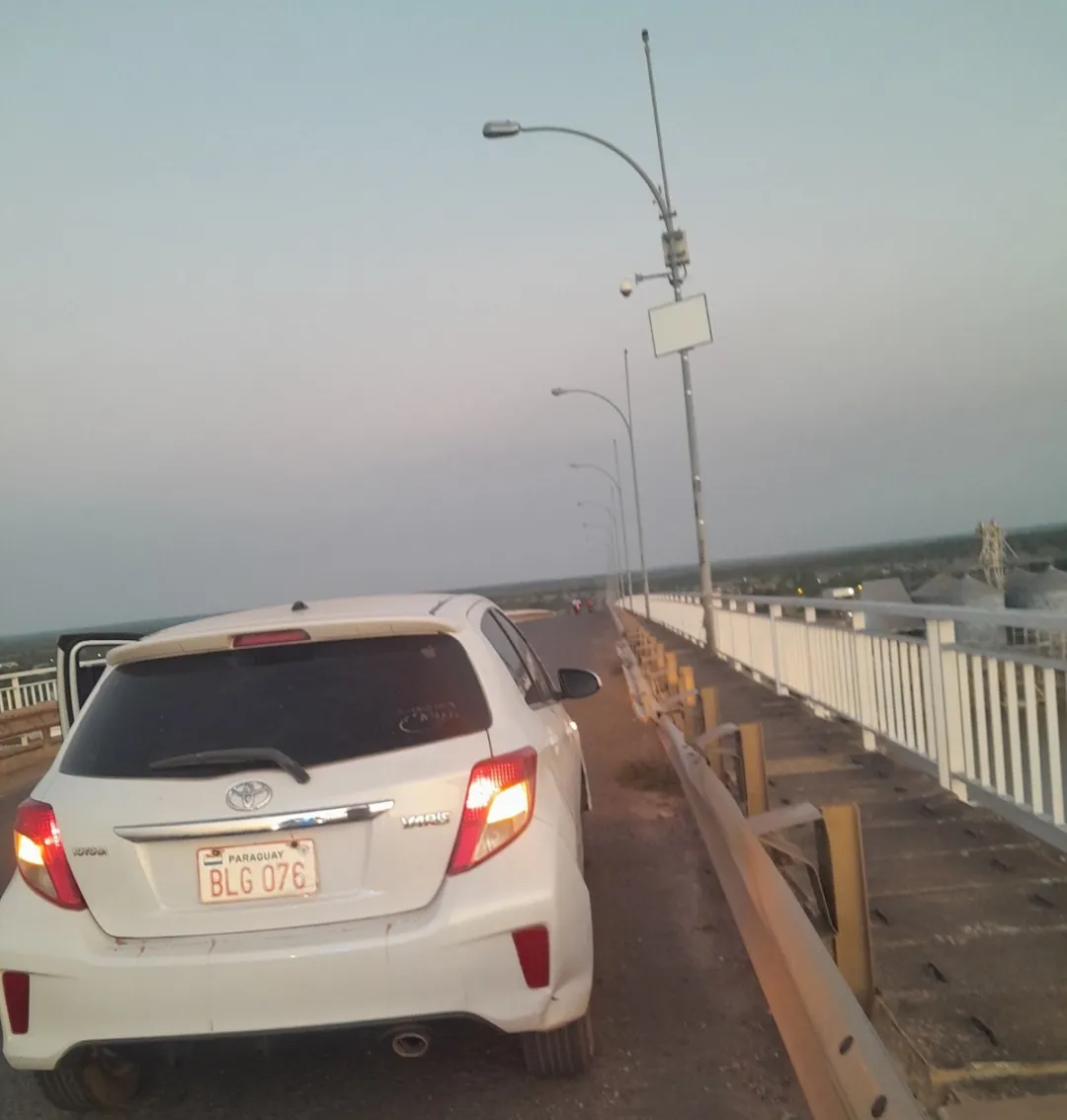 Buscan a menor desaparecido que se habría arrojado al río Paraguay