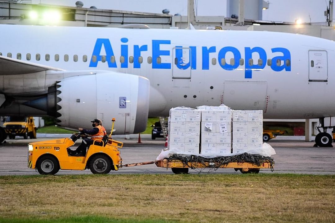 Paraguay recibió 140 mil dosis de AstraZeneca compradas de España