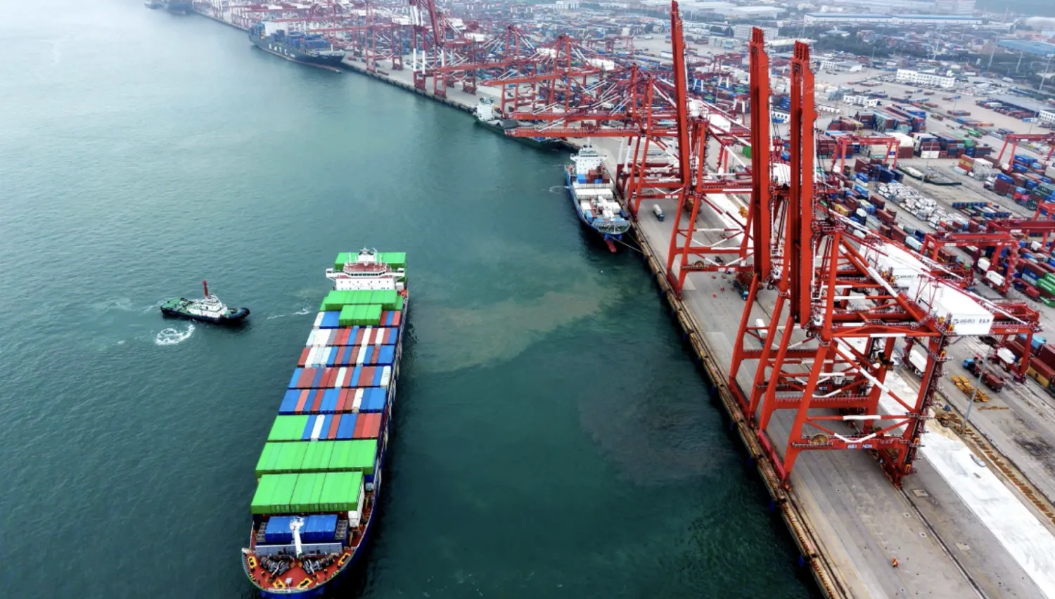 La guerra comercial gana fuerza entre las principales potencias