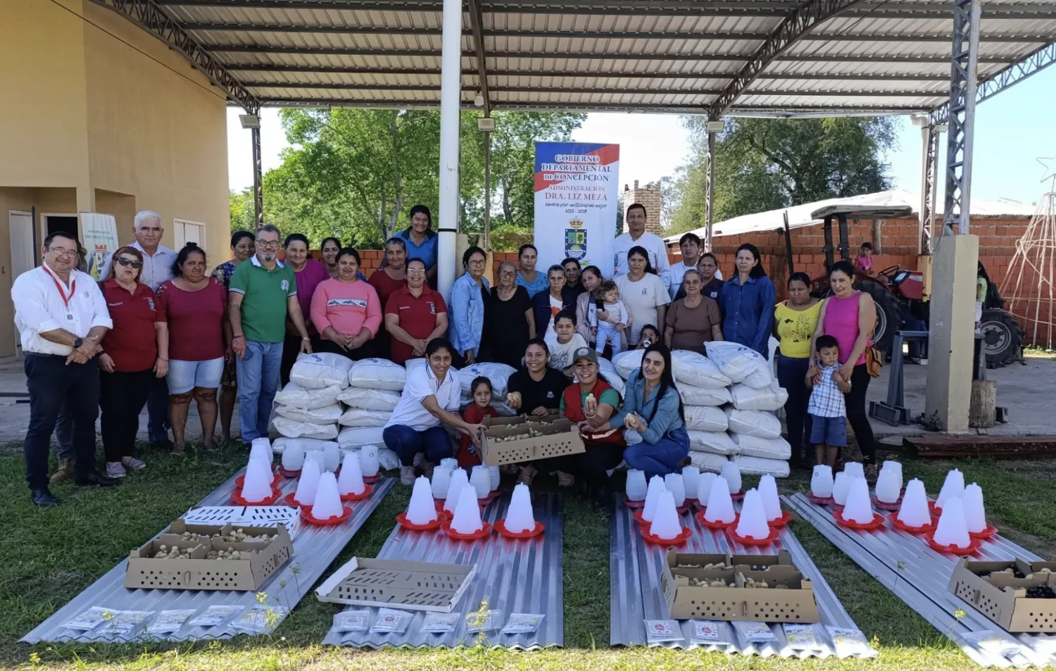 Más de 280 familias rurales de Concepción reciben apoyo con el proyecto “Cría de Aves”