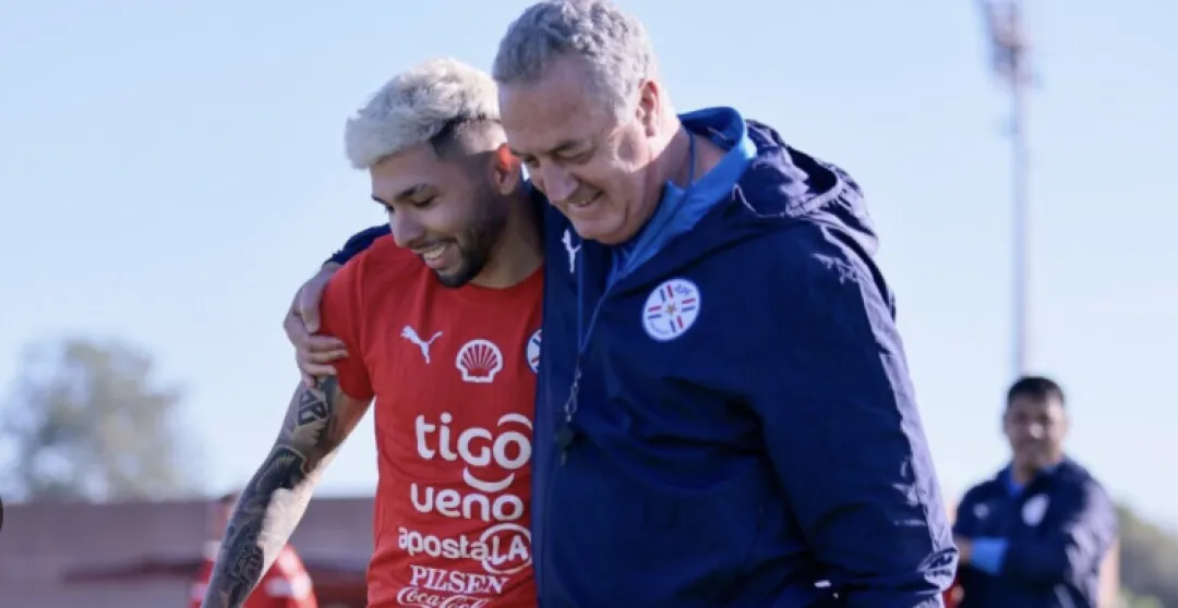 Entre la recuperación y el golpe anímico: Julio Enciso, el gran ausente de Paraguay