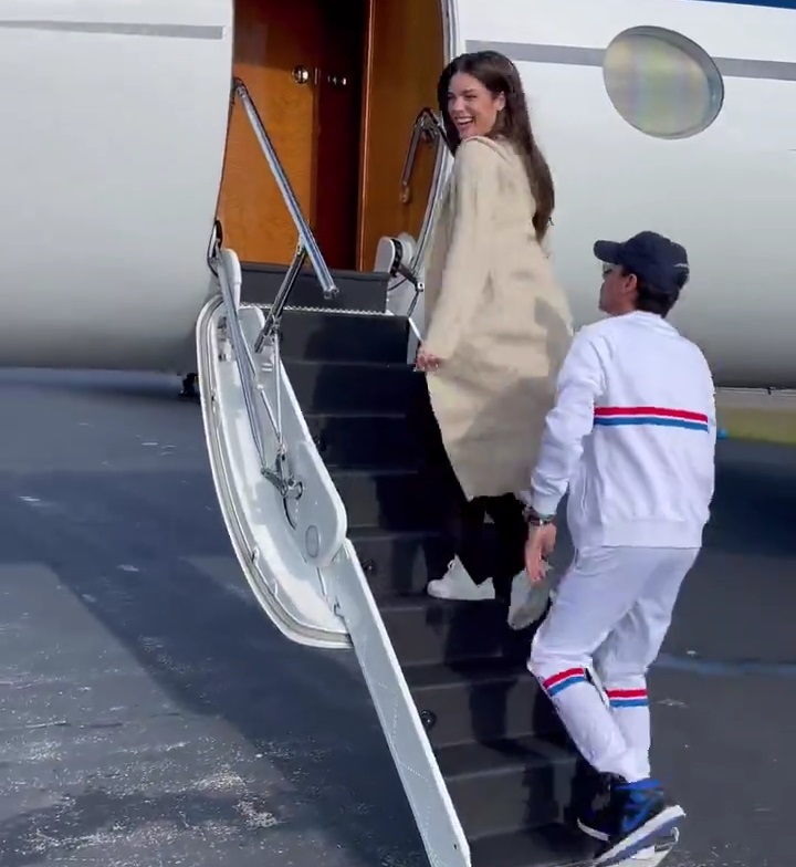 Nadia Ferreira y Marc Anthony arribarán juntos a Paraguay