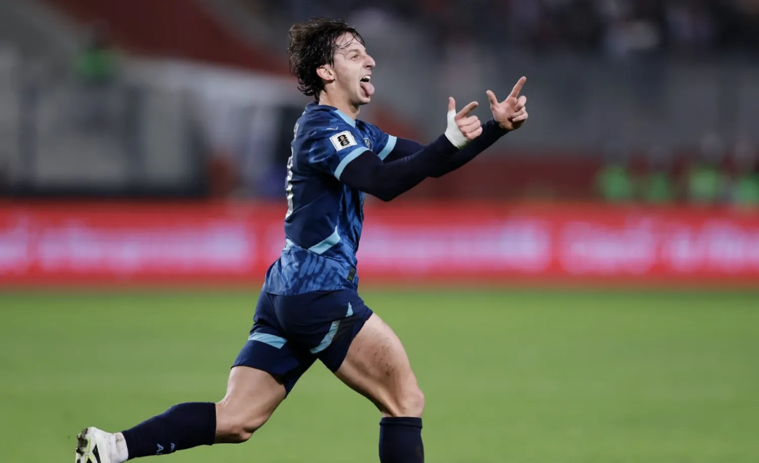 Paraguay cierra las Eliminatorias con victoria histórica en Perú