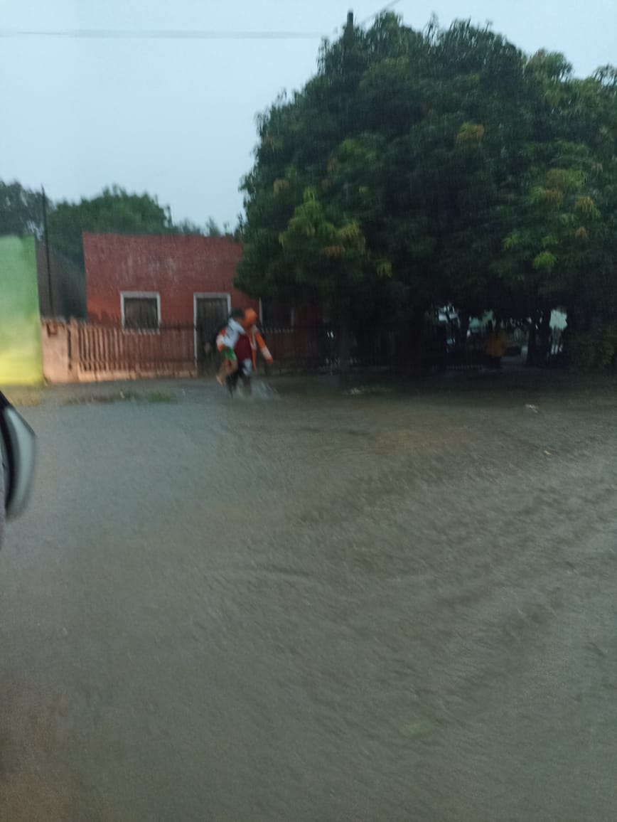 Intensas lluvias dejaron a Vallemí inundada