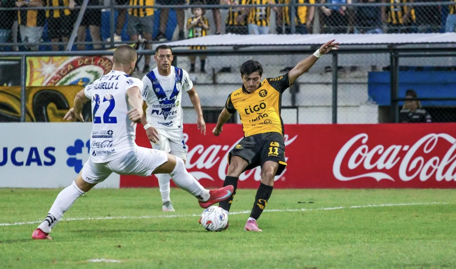 Guaraní deja escapar la victoria en el último minuto ante Ameliano
