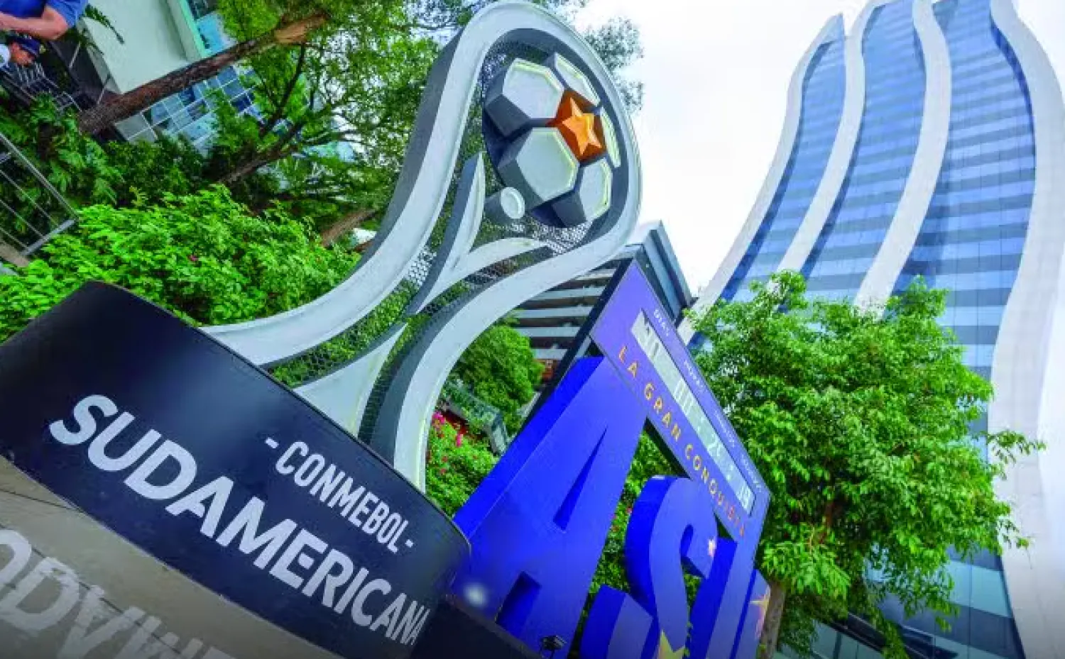 Asunción se pone a punto para la gran final de la Copa Sudamericana