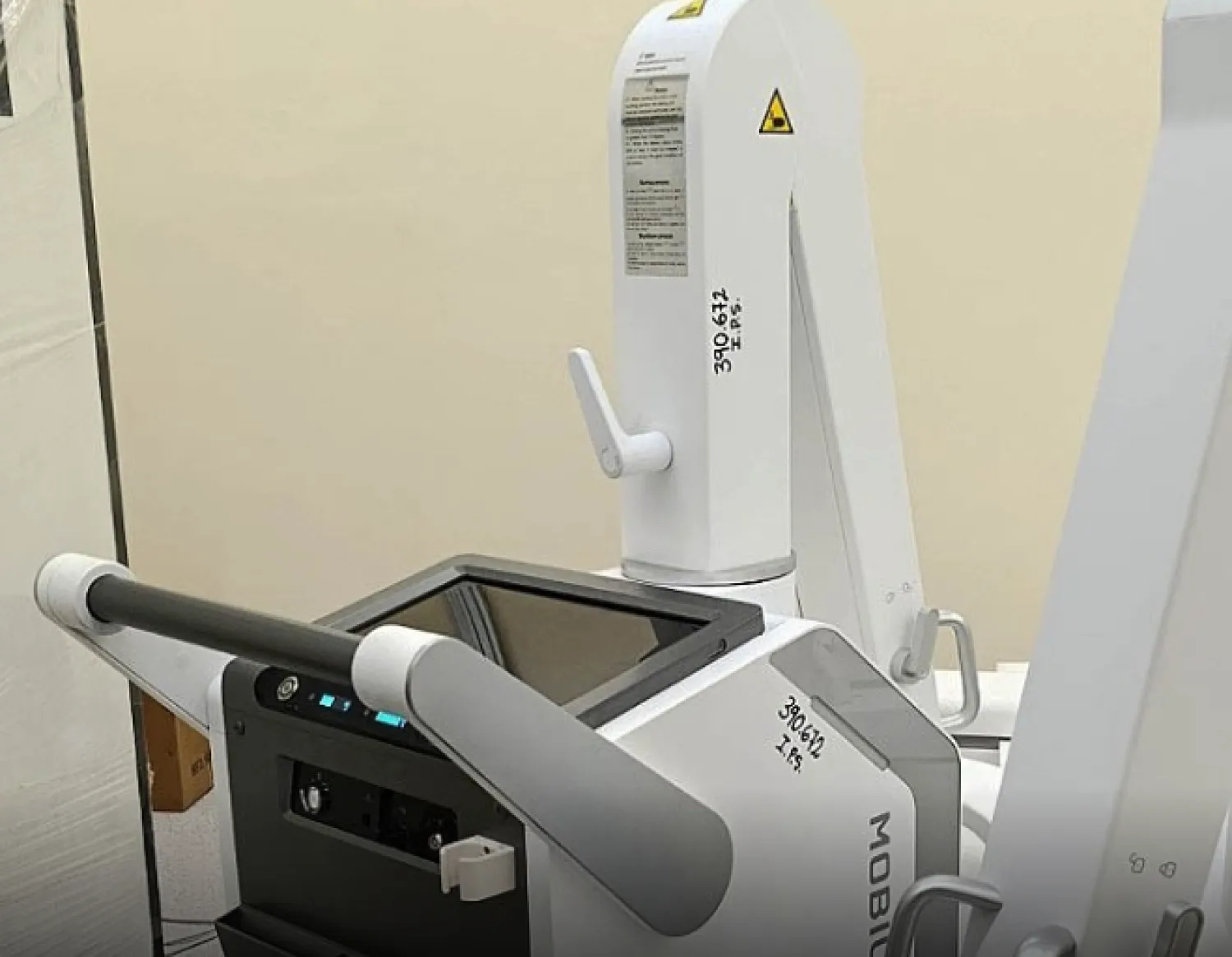 Incorporan modernos equipos portátiles al Servicio de Radiología del Hospital Central del IPS