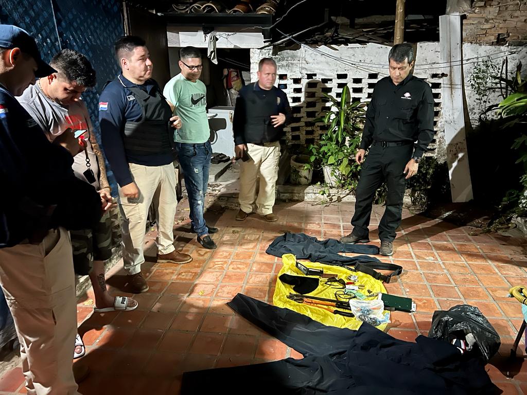 Detienen a dos presuntos asaltantes de los hermanos Riella