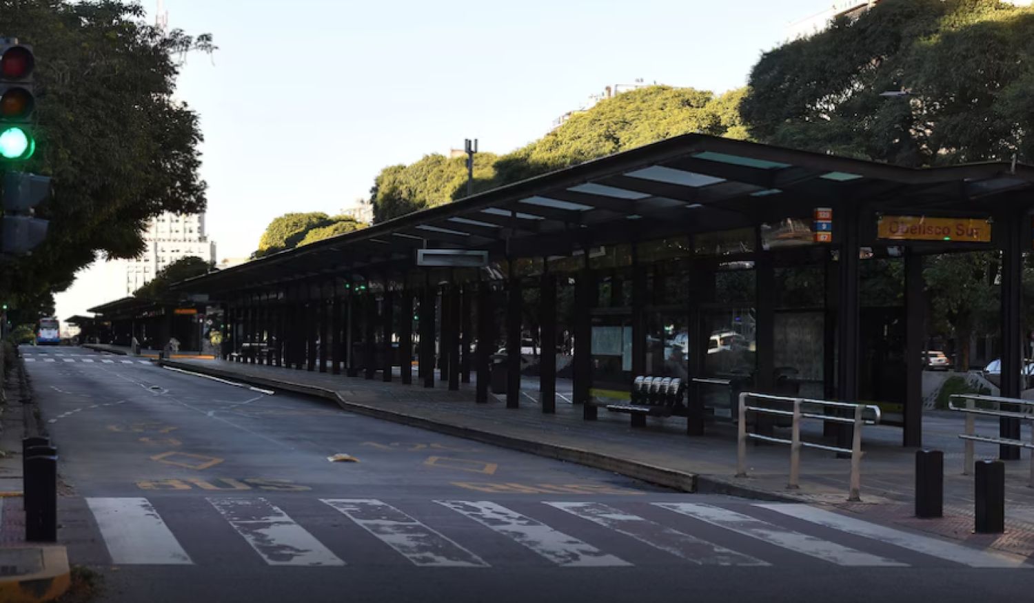 Argentina paralizada por huelga sindical en rechazo a reforma laboral de Milei