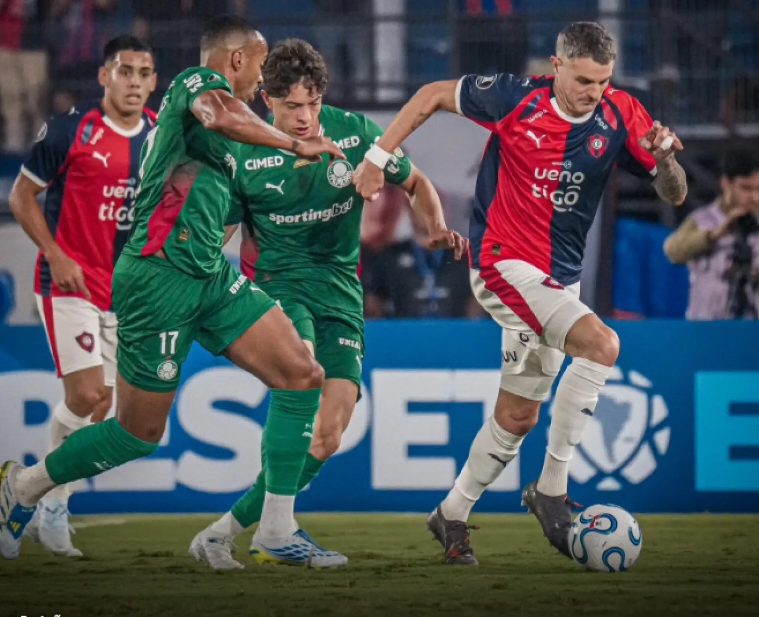 Cerro Porteño rescata un valioso punto y sigue con chances en la Libertadores