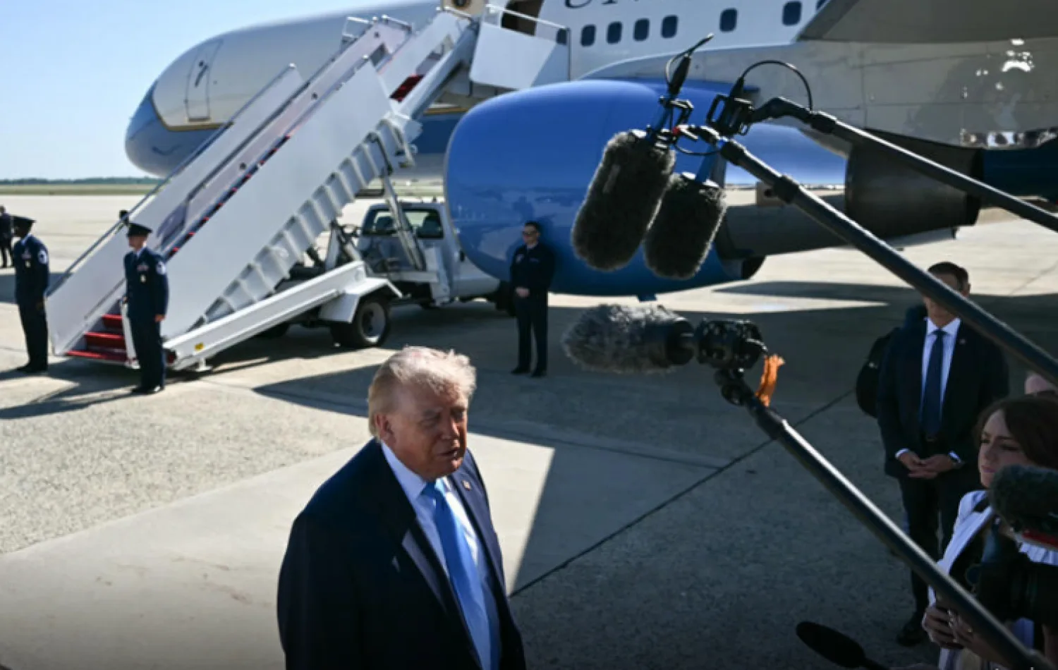 Trump amenazó con volver a “lanzar bombas” si Irán “no se comporta”