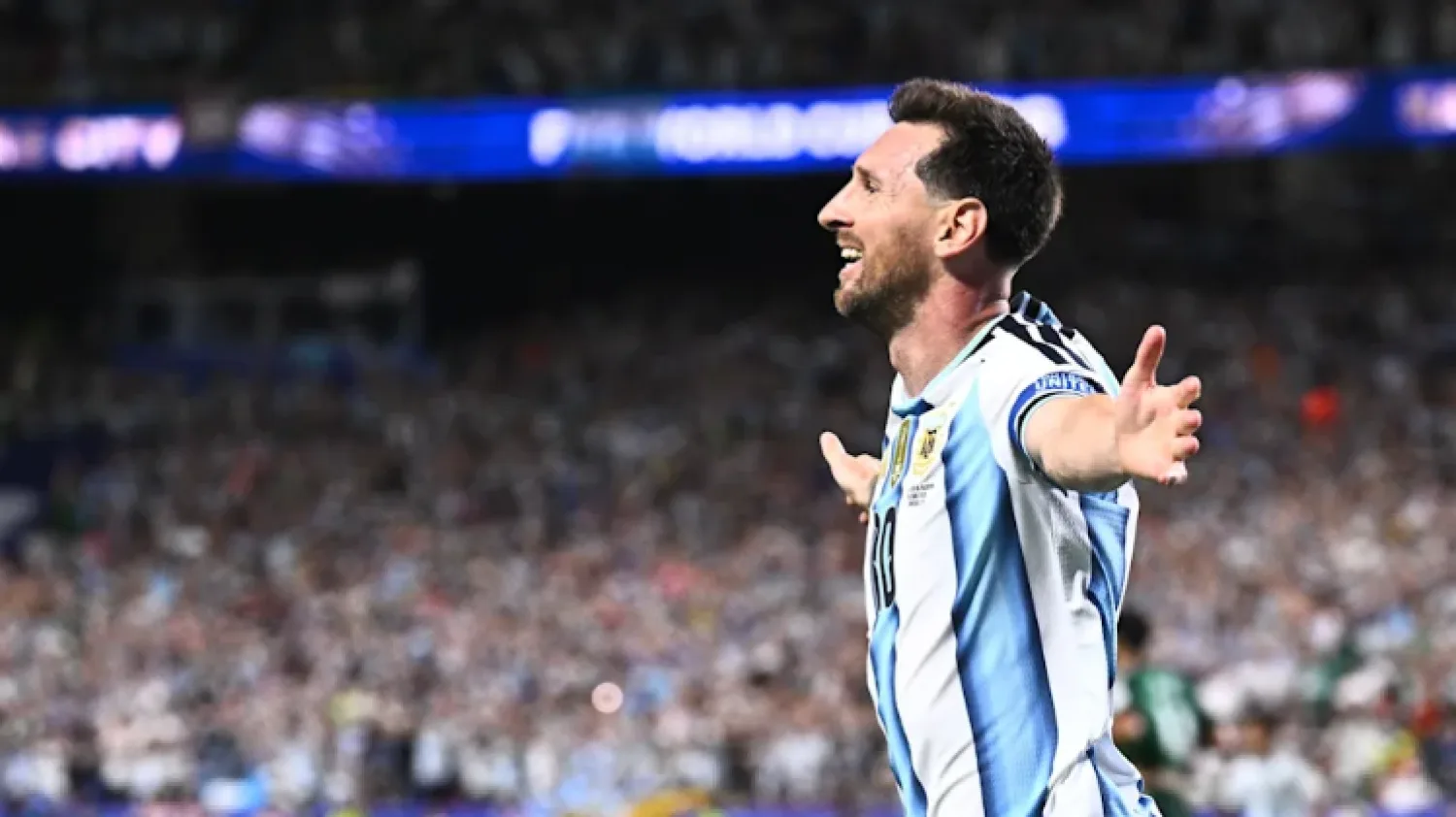 Messi rompe otro récord y lleva a Argentina a los dieciseisavos del Mundial