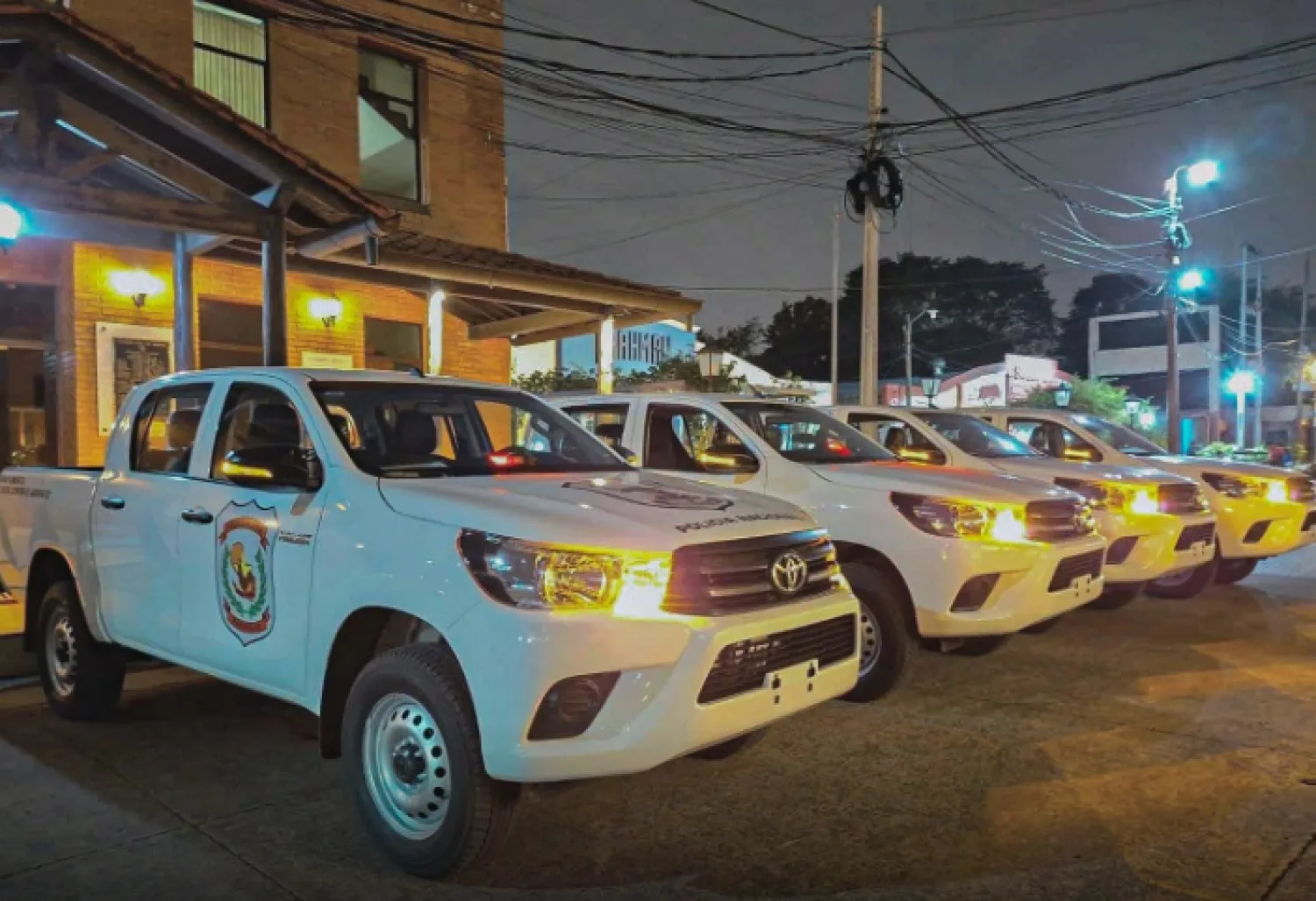 Policía Nacional recibe vehículos para reforzar la lucha contra el abigeato