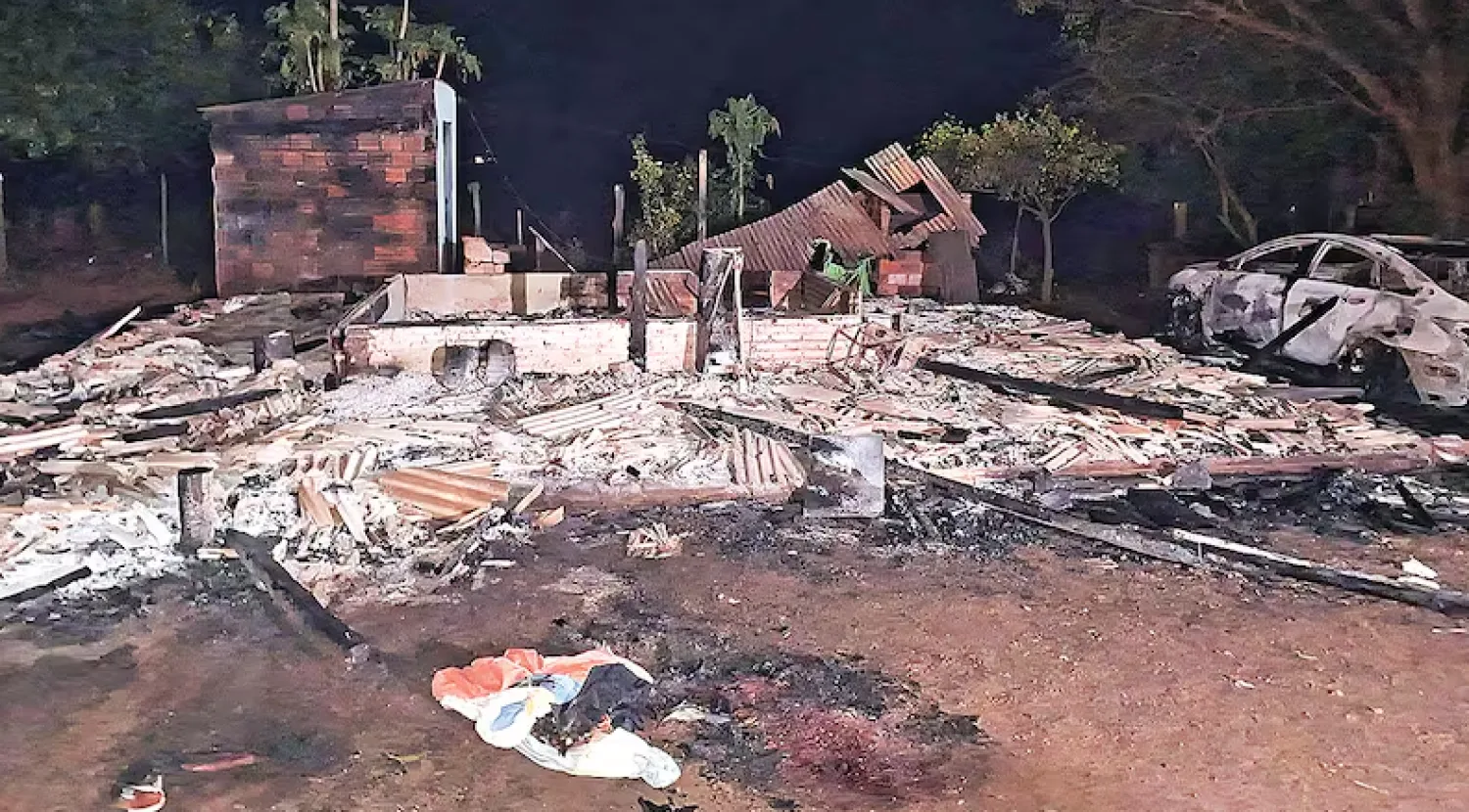 Grupo armado incendió comisaría y dejó tres muertos en Canindeyú