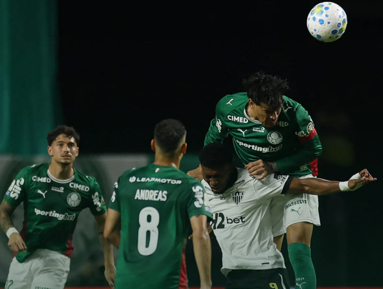 Atlético Mineiro acaba con la extensa racha del Palmeiras