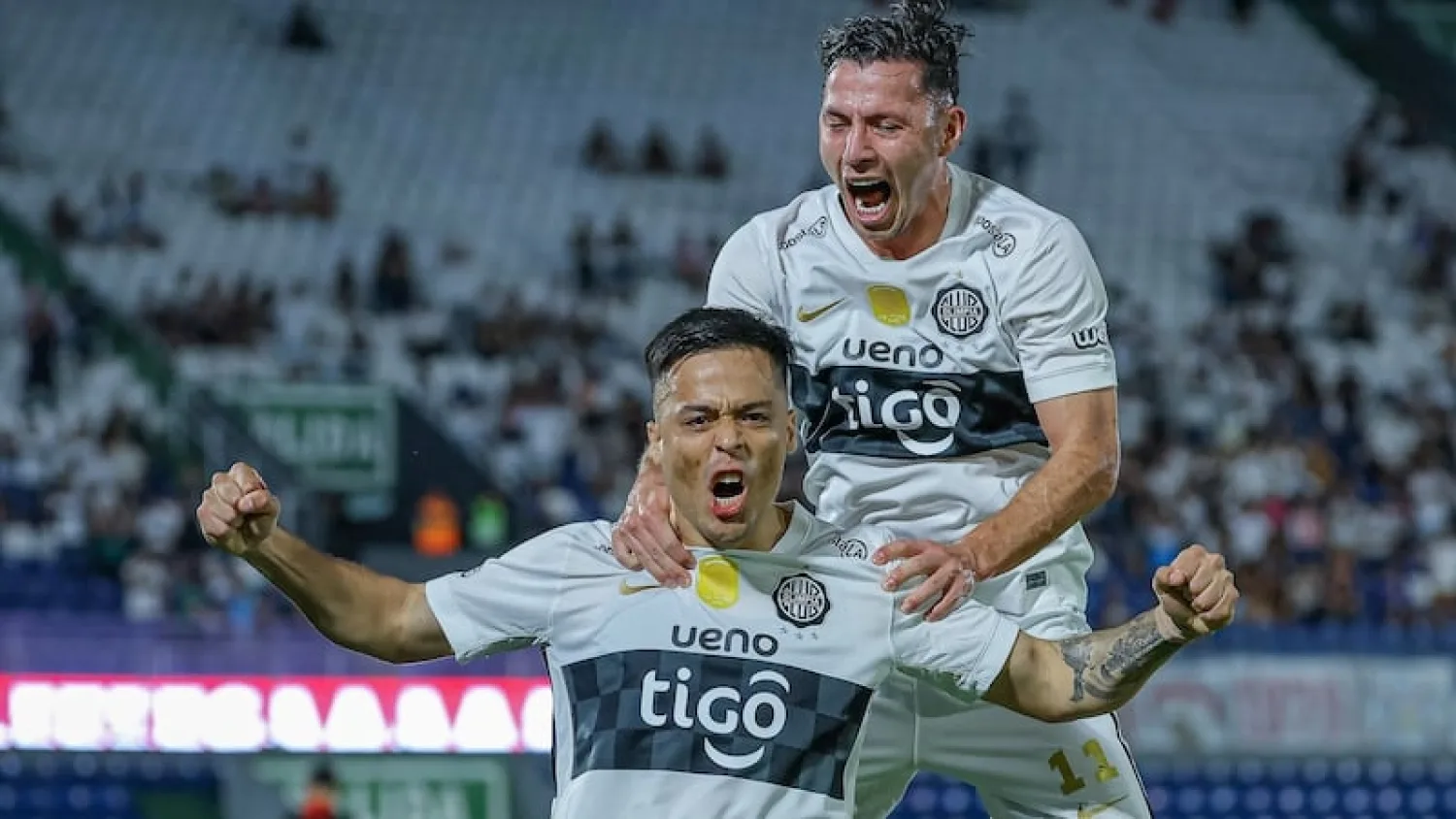 Olimpia y una sacrificada remontada ante Ameliano