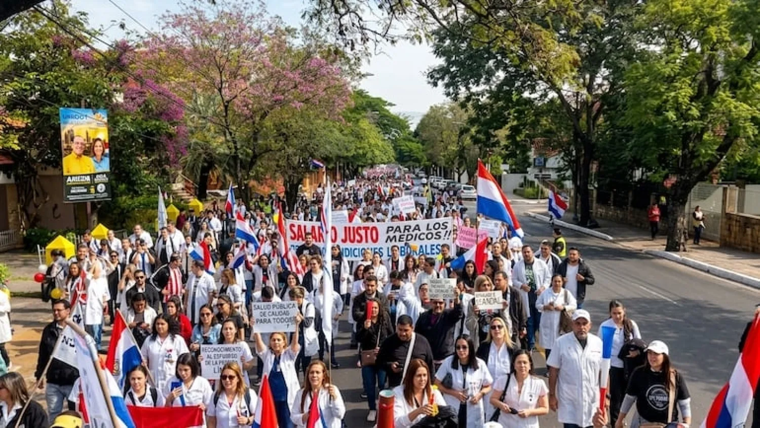 Médicos amenazan con “huelga indefinida” si no reciben respuesta a sus exigencias