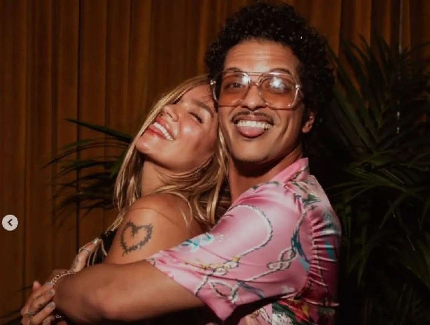 Karol G y Bruno Mars estrenan el videoclip de ‘Still’