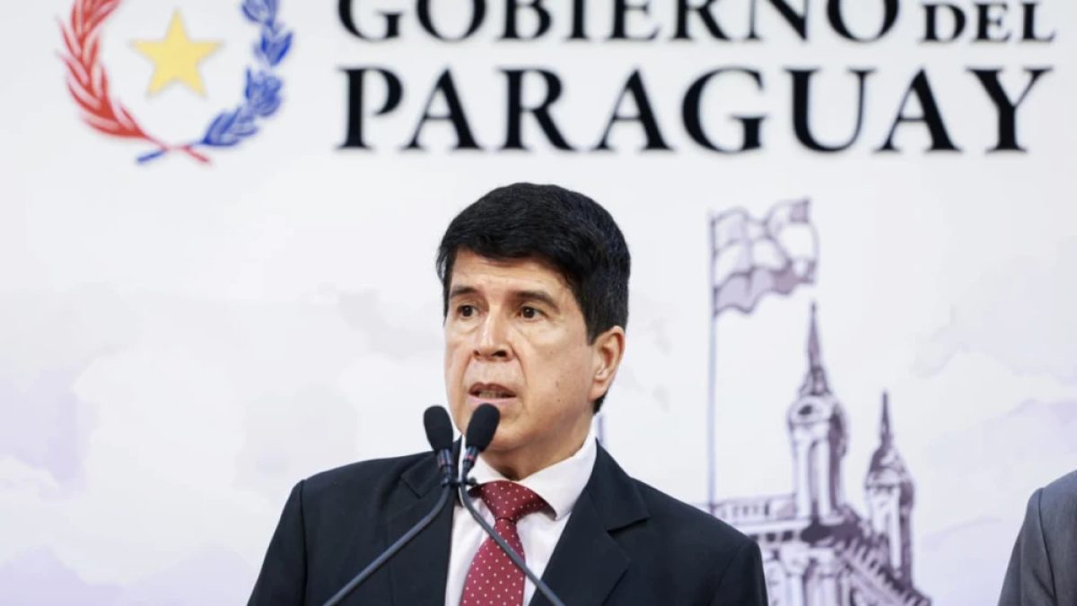 Ministro de Educación asigna a nuevo titular del Cones
